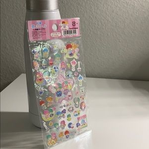 Little twin stars sticker